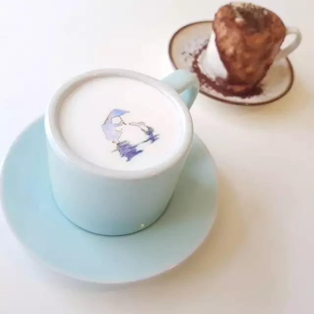 如此精美的咖啡拉花，你还舍得喝吗