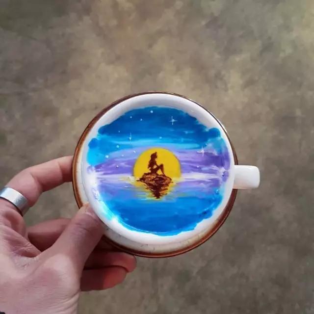 如此精美的咖啡拉花，你还舍得喝吗