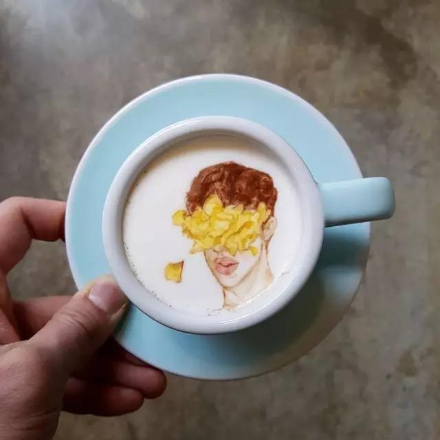 如此精美的咖啡拉花，你还舍得喝吗