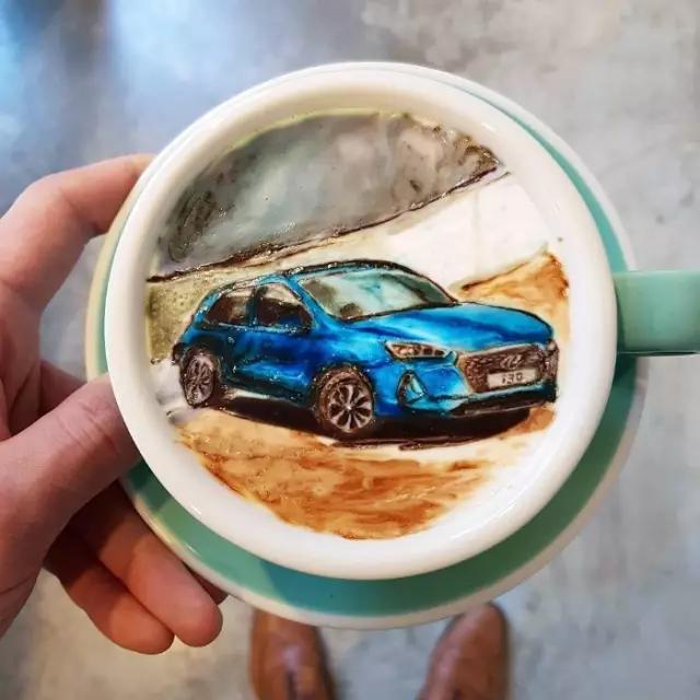 如此精美的咖啡拉花，你还舍得喝吗