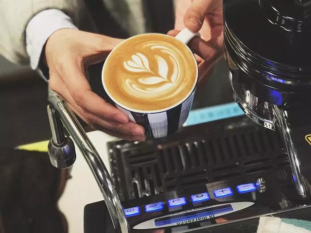 咖啡拉花图片合集｜咖啡拉花