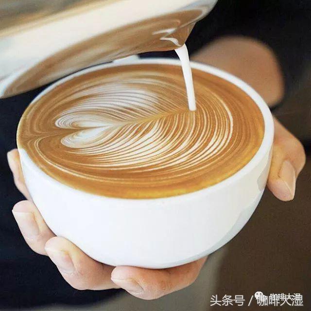 美图 | 压纹咖啡拉花的精彩瞬间
