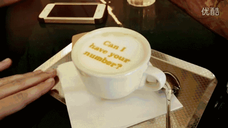 这次教你点厉害的！专业咖啡师也未必会，周末带你学意式咖啡拉花