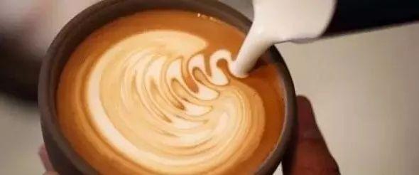 八个实战步骤,迅速提高咖啡拉花技巧