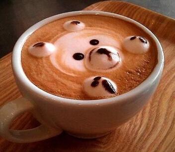 咖啡拉花的简易做法及十种常见的咖啡介绍