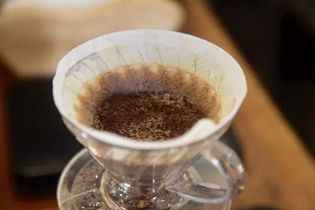 手冲咖啡课堂五|如何减少手冲耶加雪菲中的苦味?手冲咖啡偏浓或偏淡的修正方法